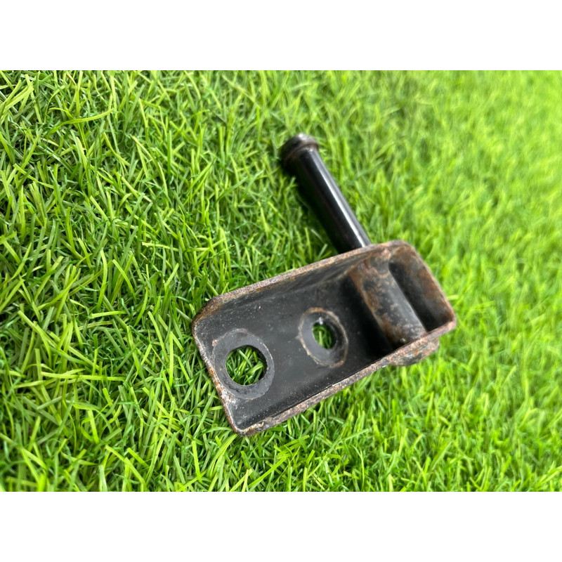 Кронштейн глушителя (выпускная система) Jeep Grand Cherokee WK2 2018 3.6 52124627AC