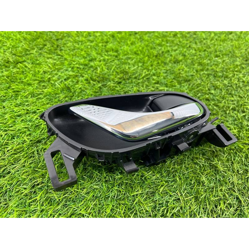 Ручка двери внутренняя (салон) Nissan Rogue T32 2020 2.5 806704BA0A