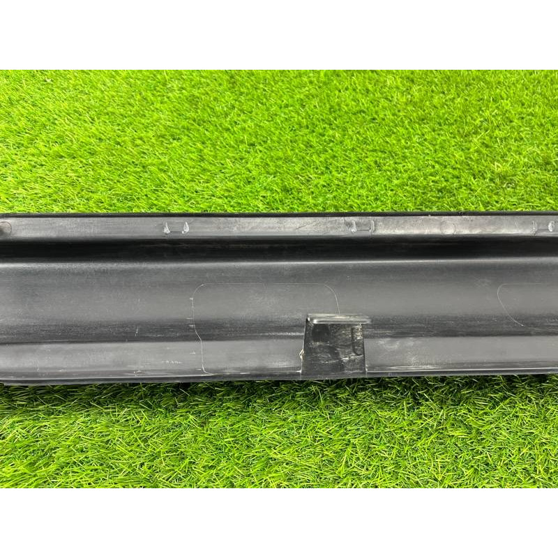 Накладка на порог (кузов и элементы) Jeep Grand Cherokee WK2 2018 3.6 5NP50RXFAA