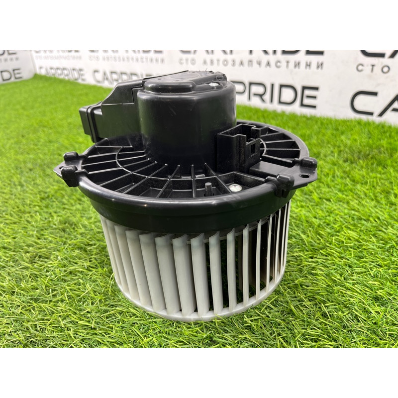 Мотор печки (отопление и кондиционирование) Subaru Forester SK 2019 2.5 72223FL010