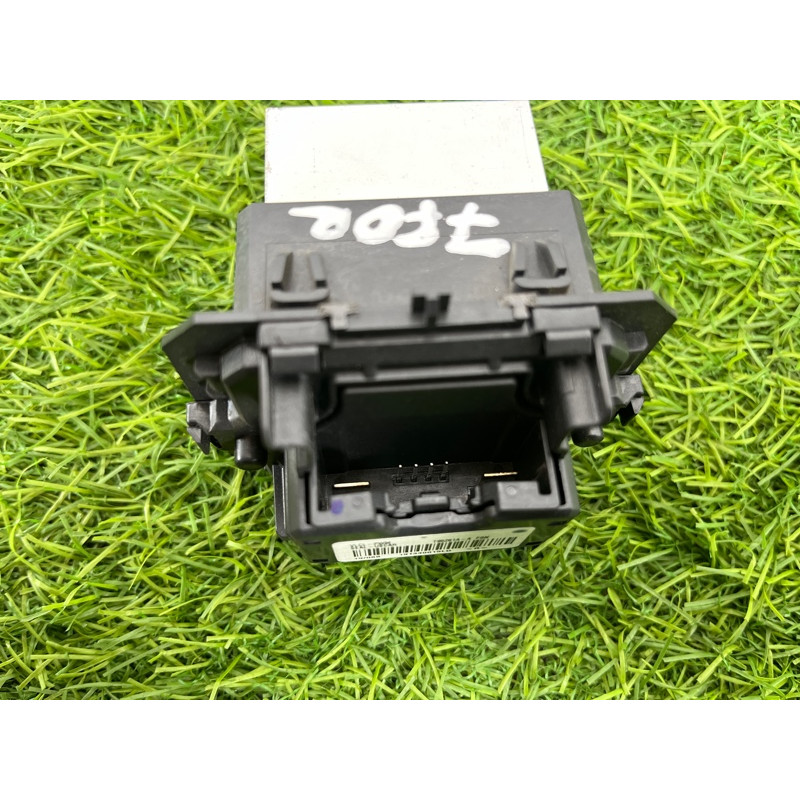 Резистор печки (отопление и кондиционирование) Subaru Forester SK 2019 2.5 73533FL000