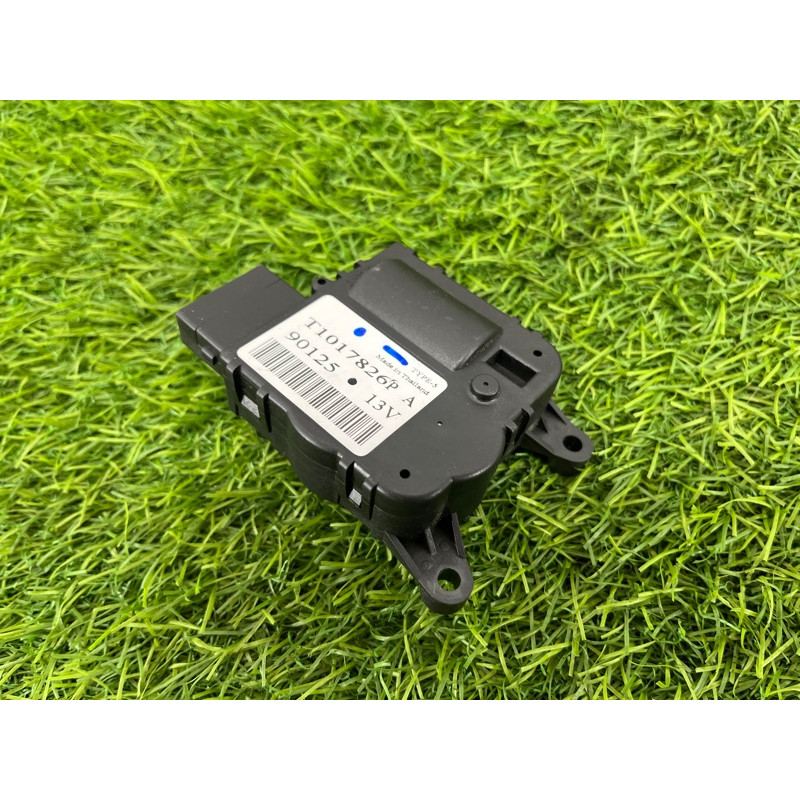 Привод заслонки отопителя (отопление и кондиционирование) Subaru Forester SK 2019 2.5 72155FL010