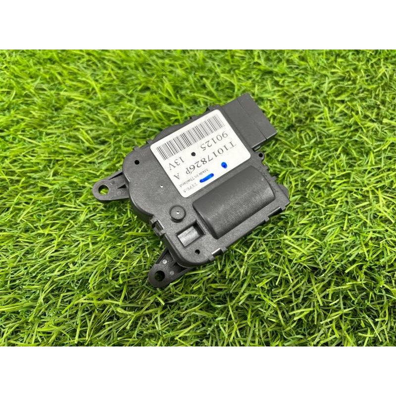 Привод заслонки отопителя (отопление и кондиционирование) Subaru Forester SK 2019 2.5 72155FL010