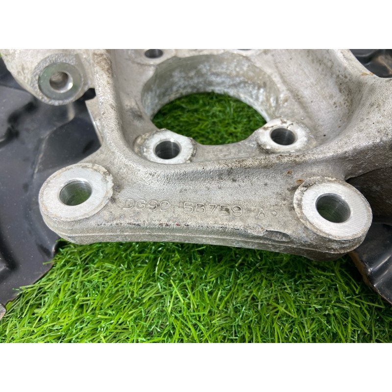 Цапфа подвески (подвеска) Ford Fusion MK5 dg9c5b759a