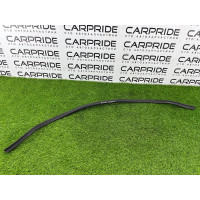 Уплотнитель капота