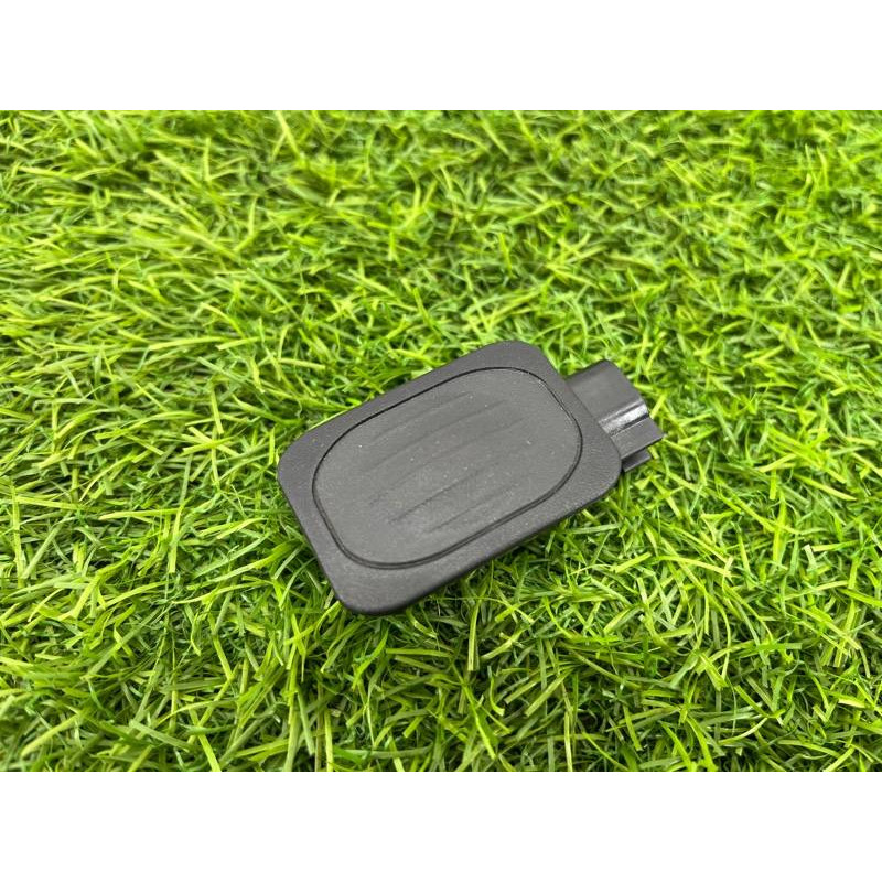 Кнопка открывания крышки багажника (электрика / кнопки) Jeep Cherokee KL 2019 68303988aa