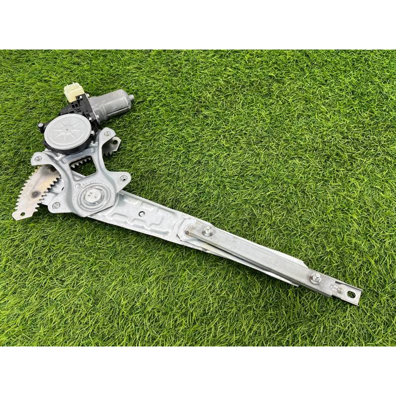 Механизм стеклоподъемника с мотором (кузов и элементы) Nissan Rogue T32 2020 2.5 827204BA2A