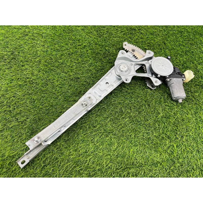 Механизм стеклоподъемника с мотором (кузов и элементы) Nissan Rogue T32 2020 2.5 827204BA2A