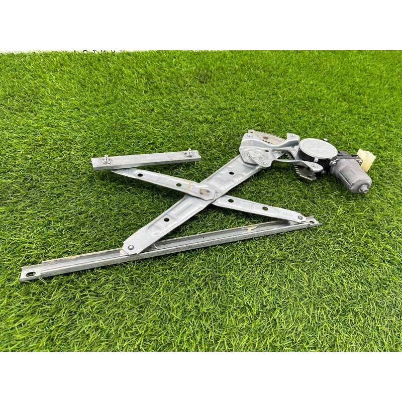 Механизм стеклоподъемника с мотором (кузов и элементы) Nissan Rogue T32 2020 2.5 827204BA2A