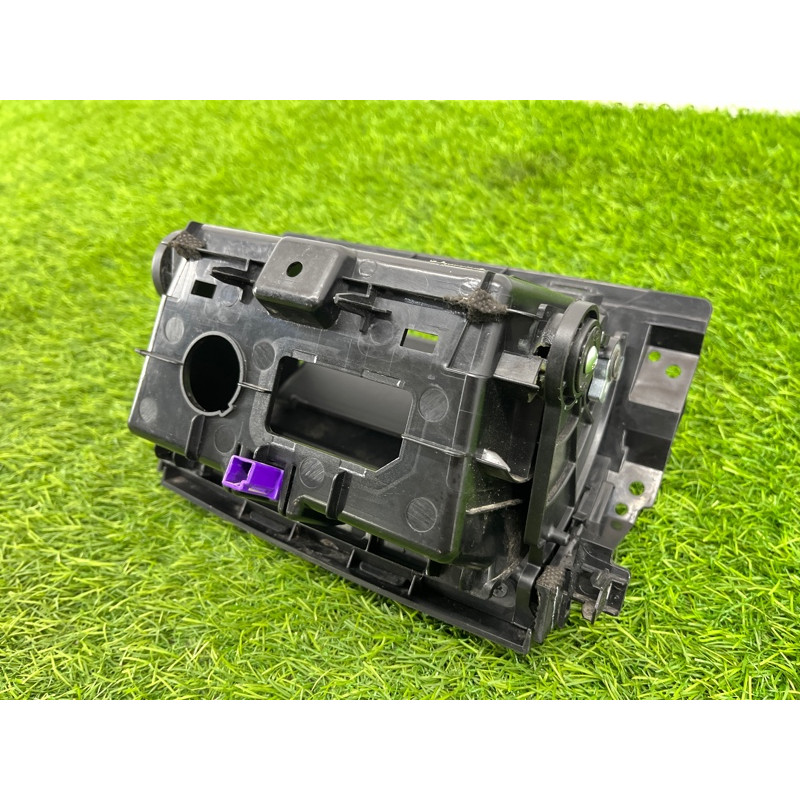 Бардачок центральной консоли (салон) Subaru Legacy BN 2016 2.5 66120al00a