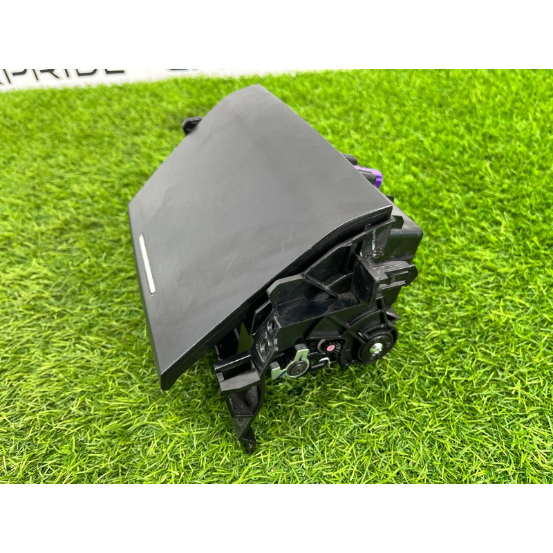 Бардачок центральной консоли (салон) Subaru Legacy BN 2016 2.5 66120al00a