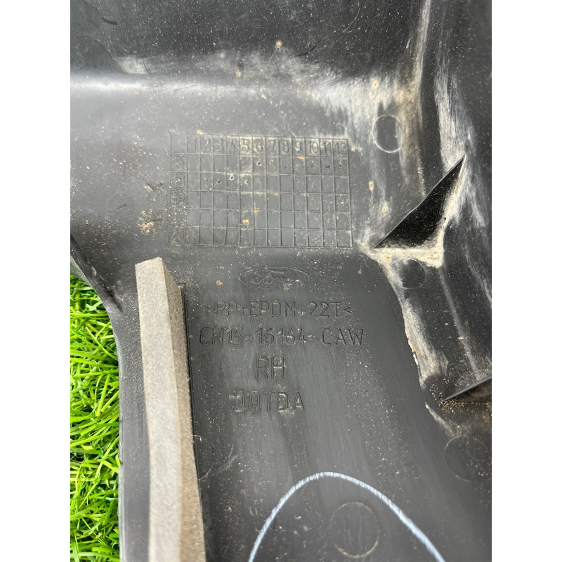 Накладка на порог (кузов и элементы) Ford Ecosport B515 2018 1.0L