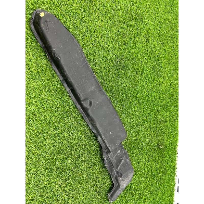 Уплотнитель крыла (кузов и элементы) Ford Ecosport B515 2018 1.0L CN1Z16071A