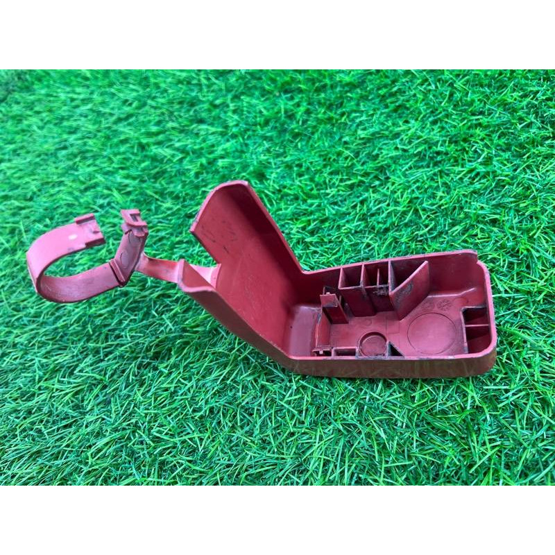 Крышка плюсовой клеммы (электрика / кнопки) Subaru Forester SK 2019 2.5 81611AG002