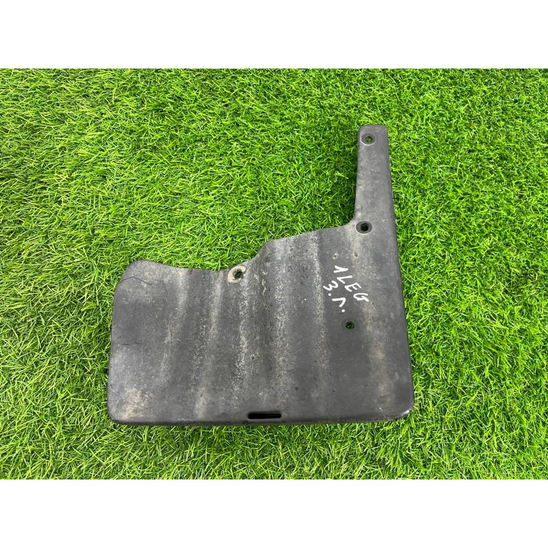 Брызговик (кузов и элементы) Subaru Legacy BN 2016 2.5 j101sal130