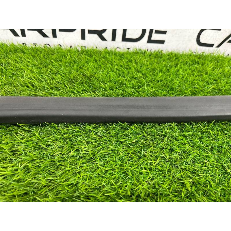 Ущільнювач дверей (кузов і елементи) CHEVROLET Volt 1 2012 1.4