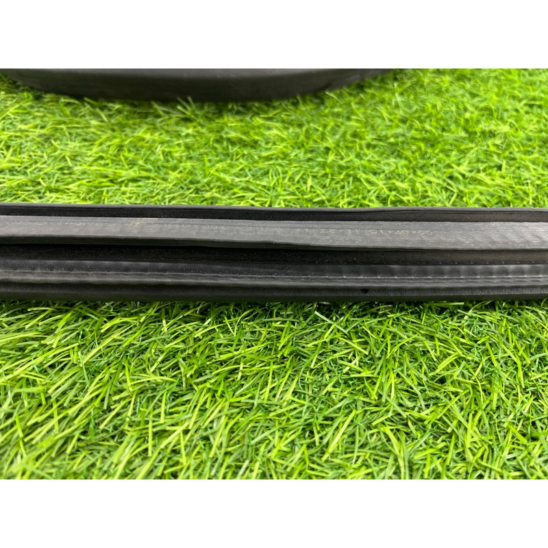 Ущільнювач дверей (кузов і елементи) CHEVROLET Volt 1 2012 1.4