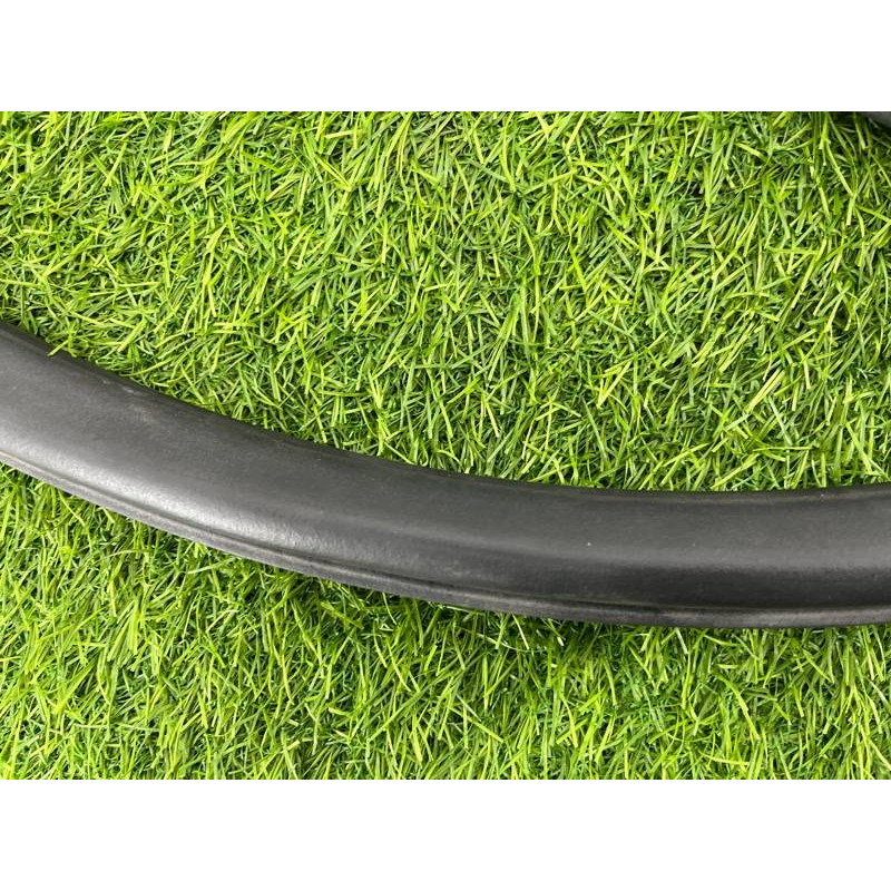 Уплотнитель (кузов и элементы) CHEVROLET Cruze J300 2012 1.8 95440407