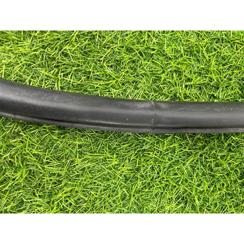 Уплотнитель (кузов и элементы) CHEVROLET Cruze J300 2012 1.8 95440407