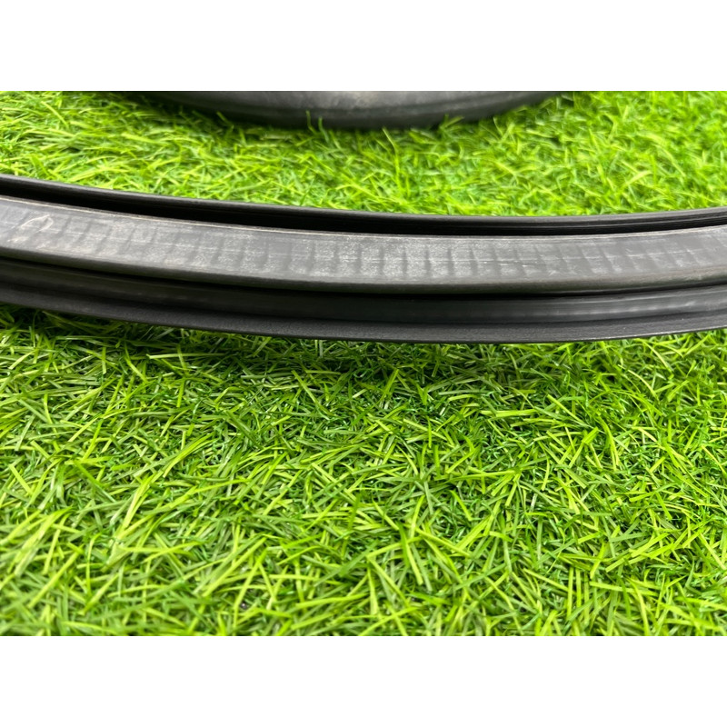 Уплотнитель (кузов и элементы) CHEVROLET Cruze J300 2012 1.8 95440407