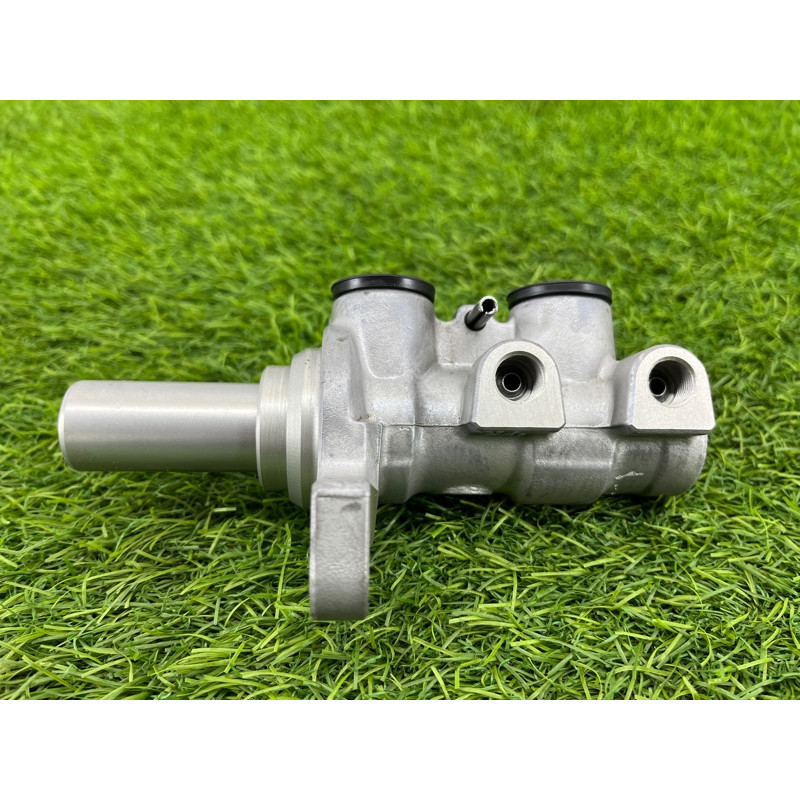 Главный тормозной цилиндр (тормозная система) Subaru Legacy BN 2016 2.5 26449FJ011