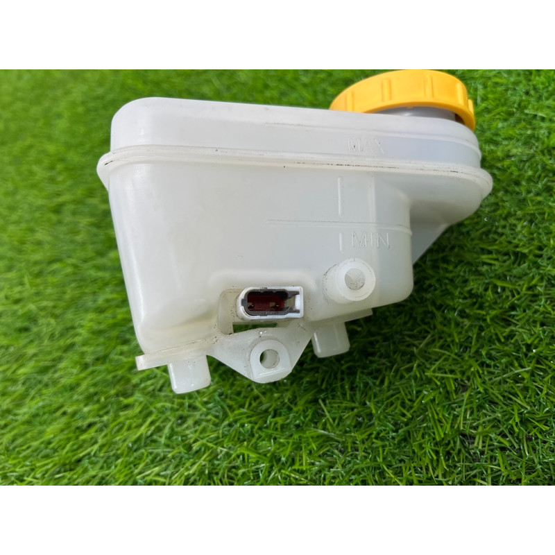 Бачок тормозной жидкости (тормозная система) Subaru Legacy BN 2016 2.5 26451FJ010