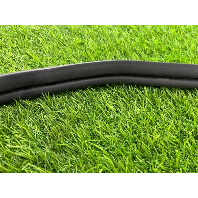 Уплотнитель проема багажника (кузов и элементы) CHEVROLET Volt 1 2012 1.4 22826591