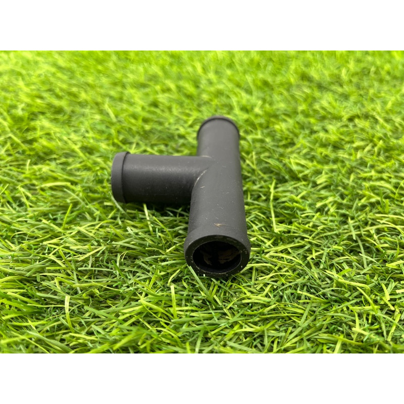 Фланец (система охлаждения) Chevrolet Captiva C140 2011 2.2 D (z22d1)