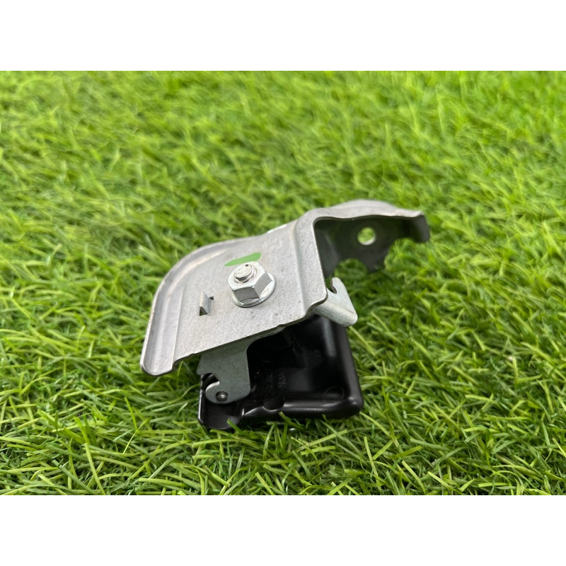 Ручка открывания капота (салон) Subaru Legacy BN 2016 2.5 57330AL04A