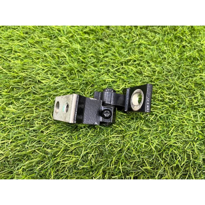 Петля двери (кузов и элементы) Volkswagen Tiguan 5N 2011 1.4 CAVA 5N0831402