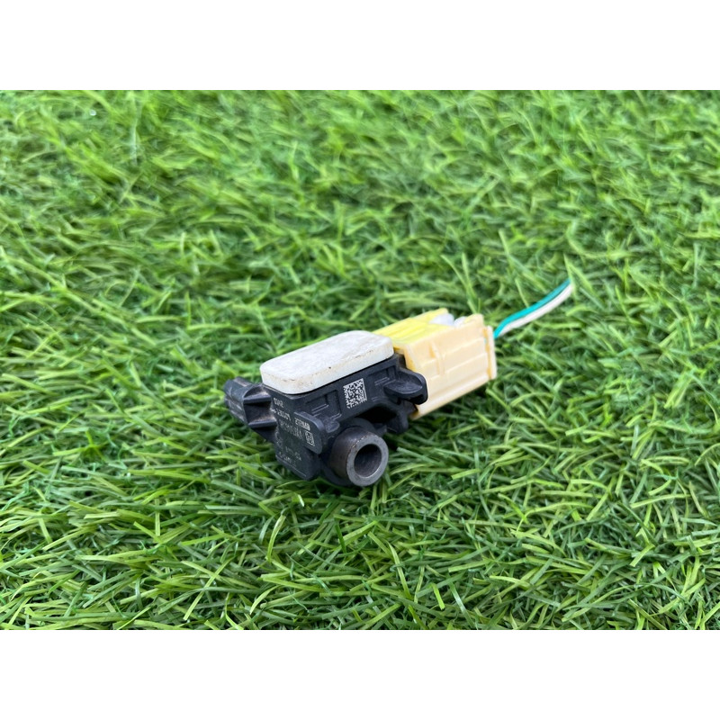 Датчик удара (электрика / датчики) Subaru OUTBACK B15 98237AL00A