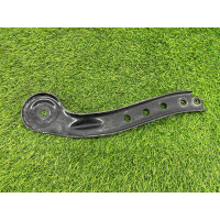 Кронштейн підрамника