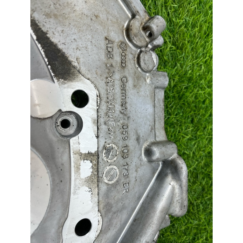 Крышка двигателя (двигатель и элементы) Volkswagen Touareg NF 2013 3.0 TDI CRCA 059103171BD