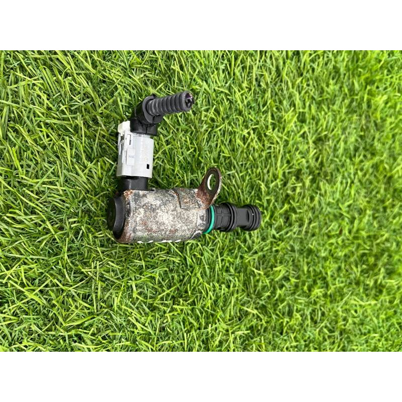 Клапан фазорегулятора (электрика двигателя) Jeep Grand Cherokee WK2 2018 3.6 5047901AC