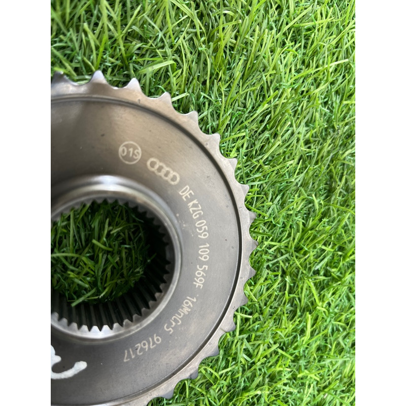 Звезда цепи ГРМ (двигатель и элементы) Volkswagen Touareg NF 2013 3.0 TDI CRCA 059109569F