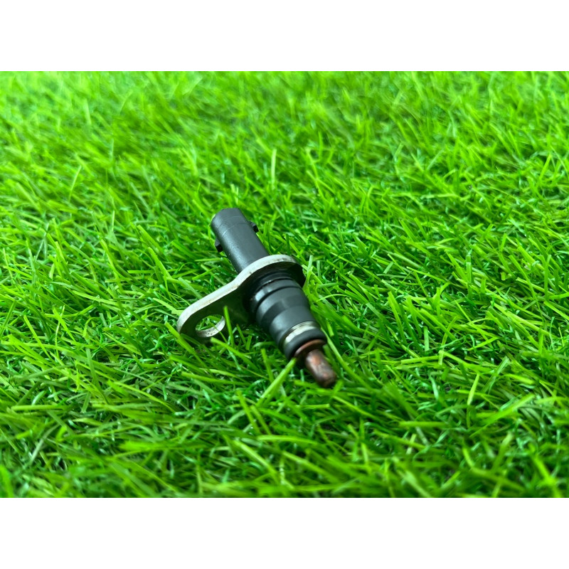 Датчик температуры охлаждающей жидкости (электрика / датчики) Volkswagen Touareg NF 2013 3.0 TDI CRCA 079919523