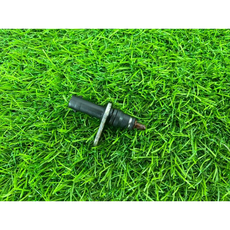 Датчик температуры охлаждающей жидкости (электрика / датчики) Volkswagen Touareg NF 2013 3.0 TDI CRCA 079919523