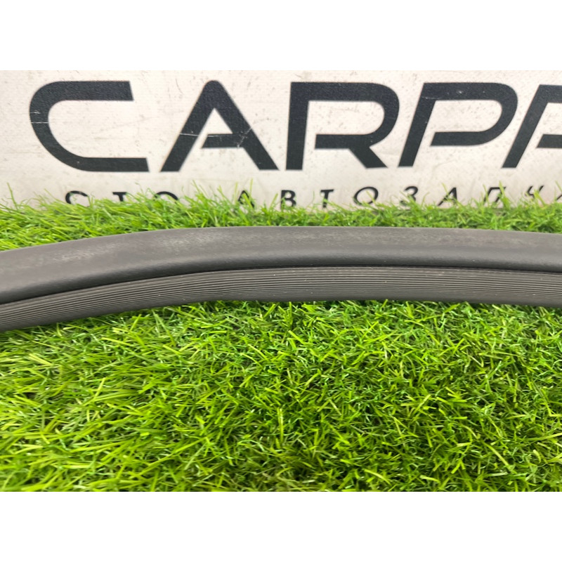 Уплотнитель (кузов и элементы) Hyundai Sonata LF 2015 2.4 83110C1000TRY