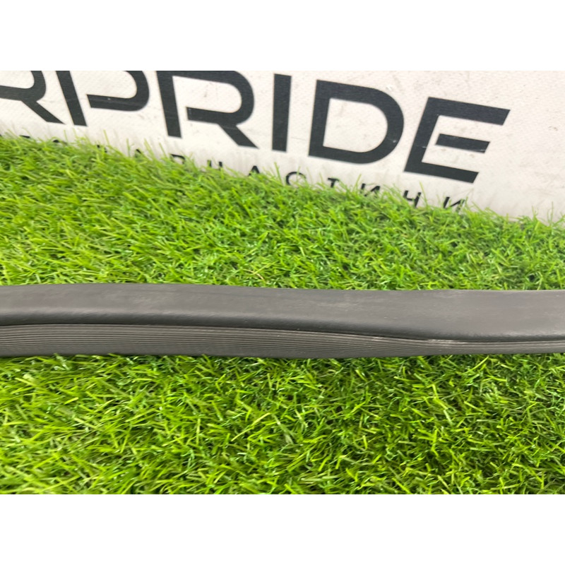 Уплотнитель (кузов и элементы) Hyundai Sonata LF 2015 2.4 83110C1000TRY