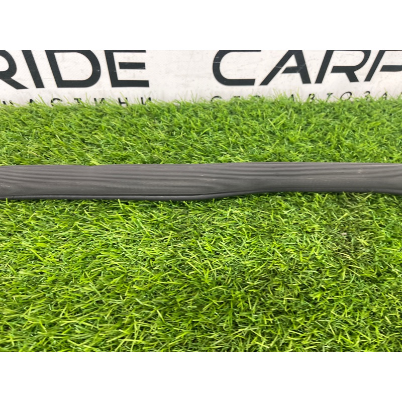 Уплотнитель (кузов и элементы) Hyundai Sonata LF 2015 2.4 83110C1000TRY