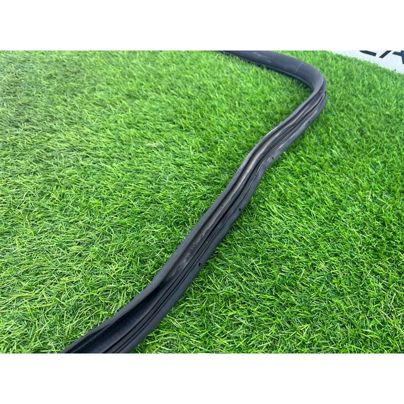 Уплотнитель (кузов и элементы) Hyundai Sonata LF 2015 2.4 83110C1000TRY