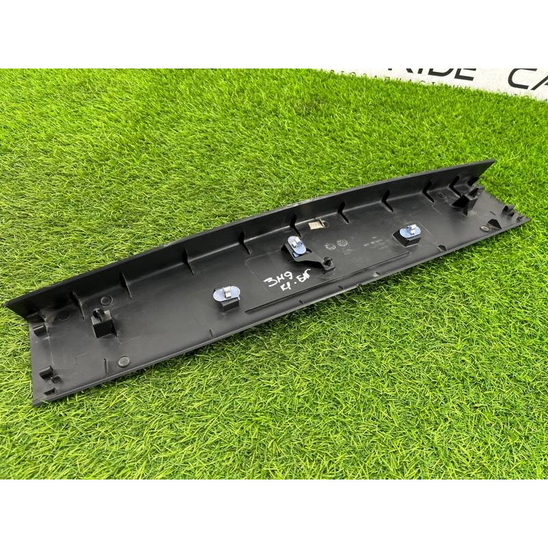 Обшивка крышки багажника (салон) Renault Megane 3 2011 1,5 dCi (K9K837) 909040024r