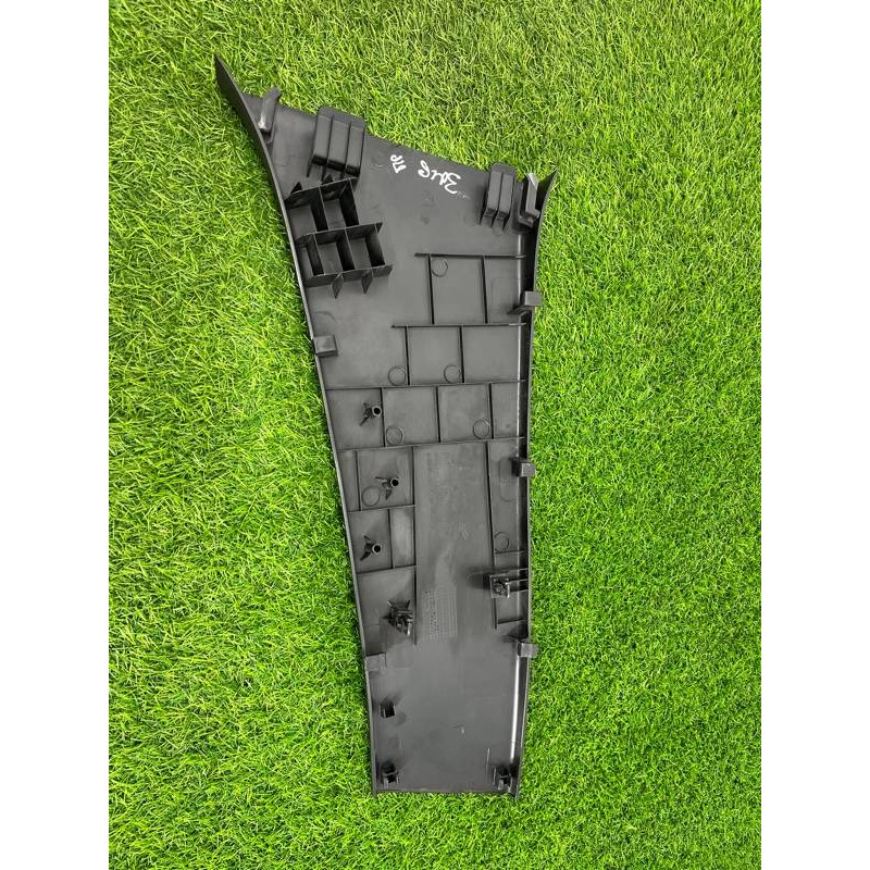 Обшивка стойки нижняя (салон) Renault Megane 3 2011 1,5 dCi (K9K837) 769150004r