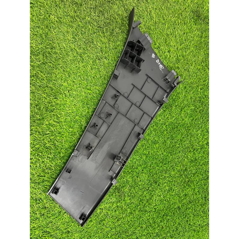 Обшивка стойки нижняя (салон) Renault Megane 3 2011 1,5 dCi (K9K837) 769150004r