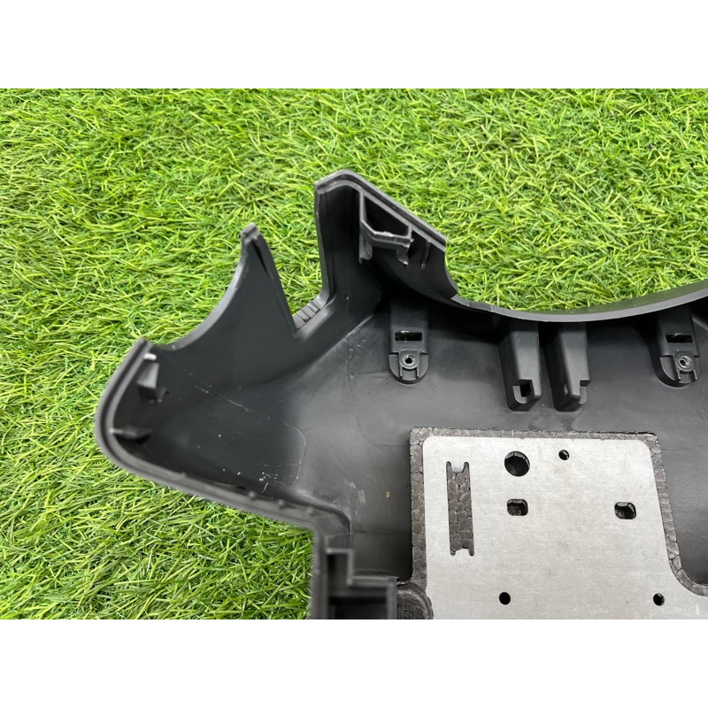 Кожух рулевой колонки нижний (салон) Renault Megane 3 2011 1,5 dCi (K9K837) 484726125R