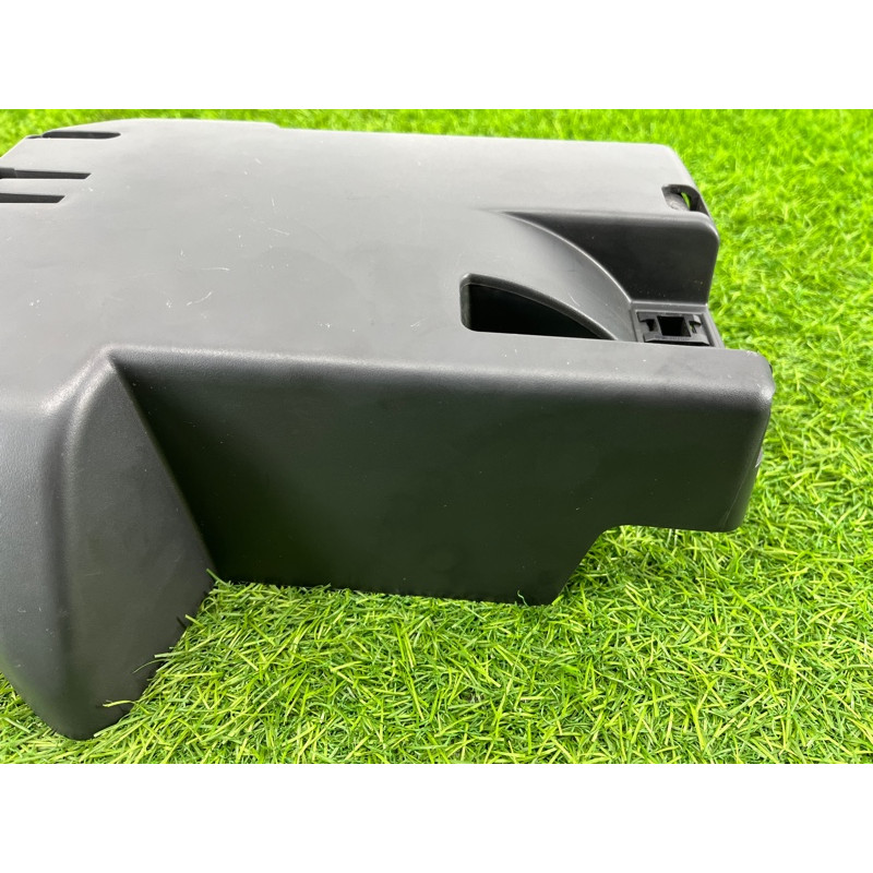 Кожух рулевой колонки нижний (салон) Renault Megane 3 2011 1,5 dCi (K9K837) 484726125R