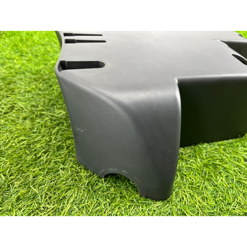 Кожух рулевой колонки нижний (салон) Renault Megane 3 2011 1,5 dCi (K9K837) 484726125R