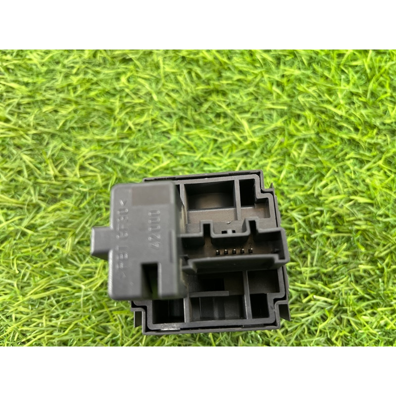 Кнопка корректора фар (электрика / кнопки) Renault Megane 3 2011 1,5 dCi (K9K837) 251900001R