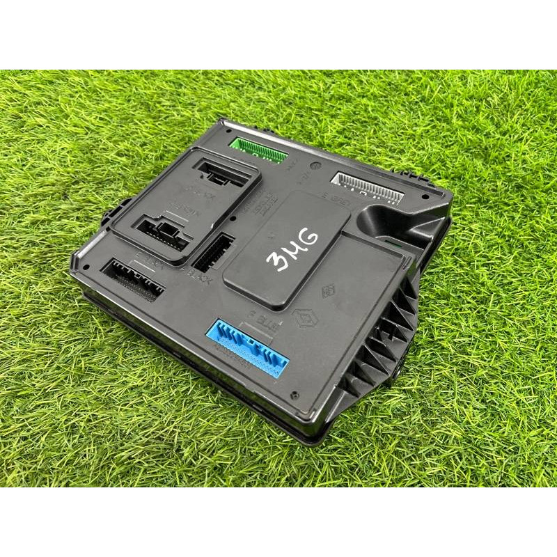 Блок комфорта (электрика / блок управления) Renault Megane 3 2011 1,5 dCi (K9K837) 284B13640R