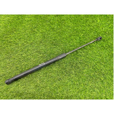 Амортизатор багажника